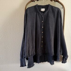 Oli & Hali Textured Fringe Black Cape